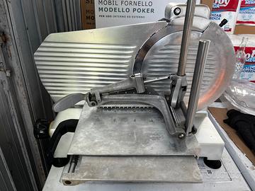 Affettatrice diametro 30” usata per uso domestico