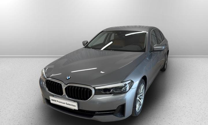 BMW Serie 5(G30/31/F90) - 520d 48V xDrive Business