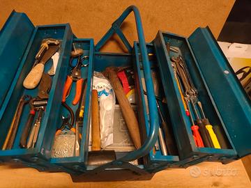 Cassetta porta attrezzi.