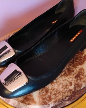 DÉCOLLETÉ PRADA 