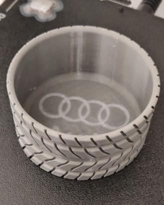 AUDI - Svuotatasche Design Pneumatico con Logo
