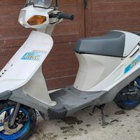 Suzuki 50 scooter (1993)