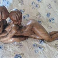 Statua in legno Bacio