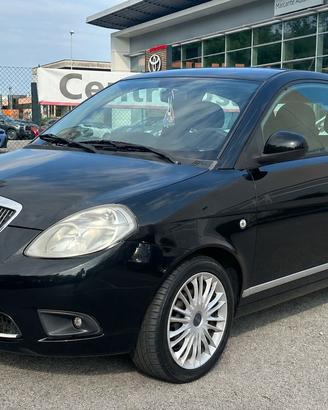 LANCIA YPSILON ( 2010 ) 1.4 BENZ.