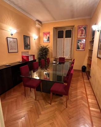 sala riunioni completa
