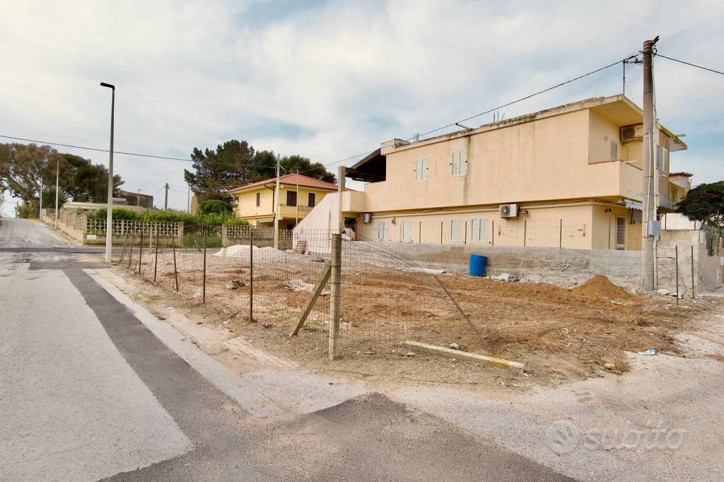 Terreno di 352 m² a Santa Croce Camerina - Vista 2