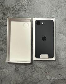 iPhone 16E da 128 GB, acquistato circa 1 mese