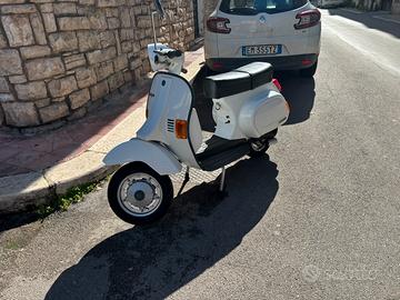 Vespa 50