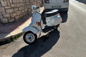 Vespa 50