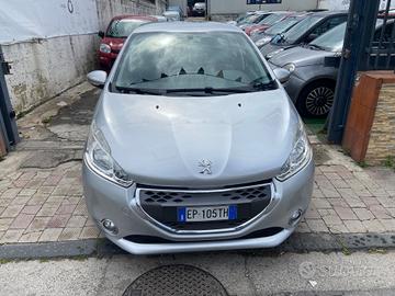 Peugeot 208 1.4 HDi 68 CV 5 porte Allure automatic