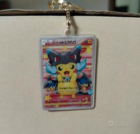 portachi Pikachu Charizard X – acrilico 3,4x5,2 cm