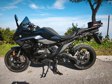 R 1300 Rs