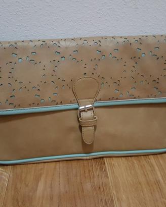 Borsa pochette misura media color beige