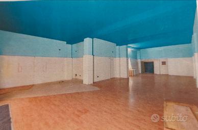 Locale in centro a Galatina