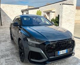Audi Q8 RS Q8 TFSI V8 quattro tiptronic