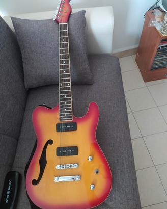 Chitarra  elettrica stile thinline 