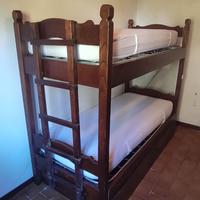 Letto a castello in legno di castagno