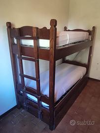 Letto a castello in legno di castagno
