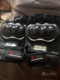 Guanti da motocross