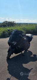 tmax 560 2021