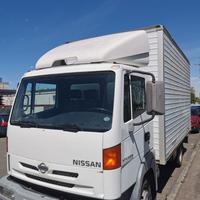 Camion Nissan