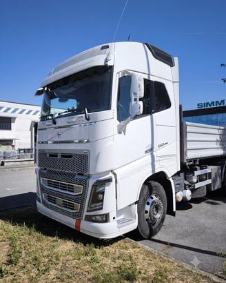 VOLVO FH16 550