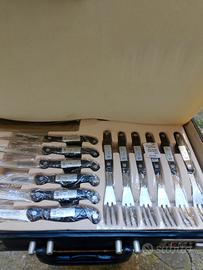 set nuovo valigia con tutto 