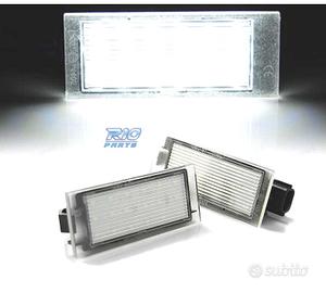 LUCI TARGA A LED RENAULT CLIO MEGANE LAGUNA TWINGO