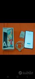 Samsung A71 con caricatore e cover