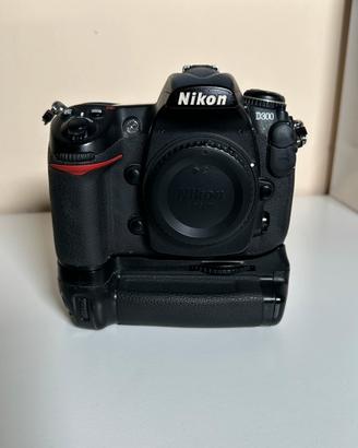 Fotocamera Nikon D300 con Battery Pack