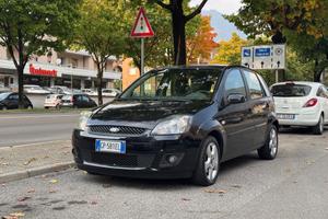 Ford Fiesta 1.4 TDCi 5p.- TAGLIANDATA - OK NEOPATE
