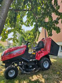 Trattorino tagliaerba