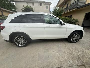 MERCEDES GLC 220D