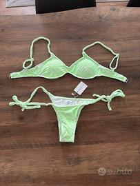 Costume bikini