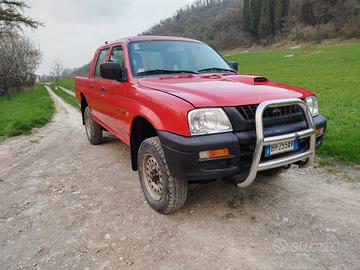 Mitsubishi l200
