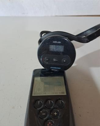 metal detector 