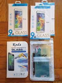 Vari vetri protettivi cellulare smartphone
