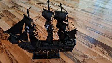 modello galeone pirata