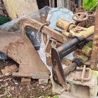 macchine agricole aratro 