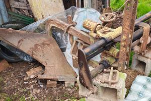 macchine agricole aratro 