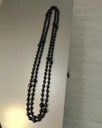 Collana lunga in pietra dura