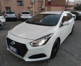 SUPER!Hyundai i40 Wagon 1.7 CRDi 141 CV 7DCT Style