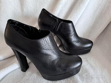 Tronchetto nappa nero tacco 12 misura 37