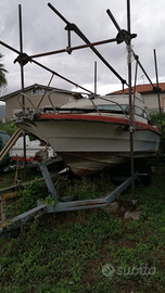 Semicabinato con motore entro-fuoribordo