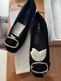 Geox ballerine in camoscio nero con fibbia