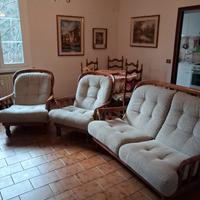 Divano e due poltrone