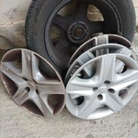 3 borchie dacia Sandero 2013