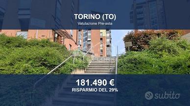 Immobile in asta di 98 m² con box auto a Torino