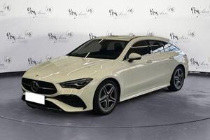 Mercedes-Benz CLA Shooting Brake 180 AMG Line...
