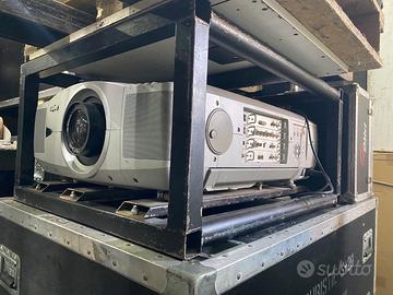 Videoproiettore Sanyo XF45 10.000 Ansilumen